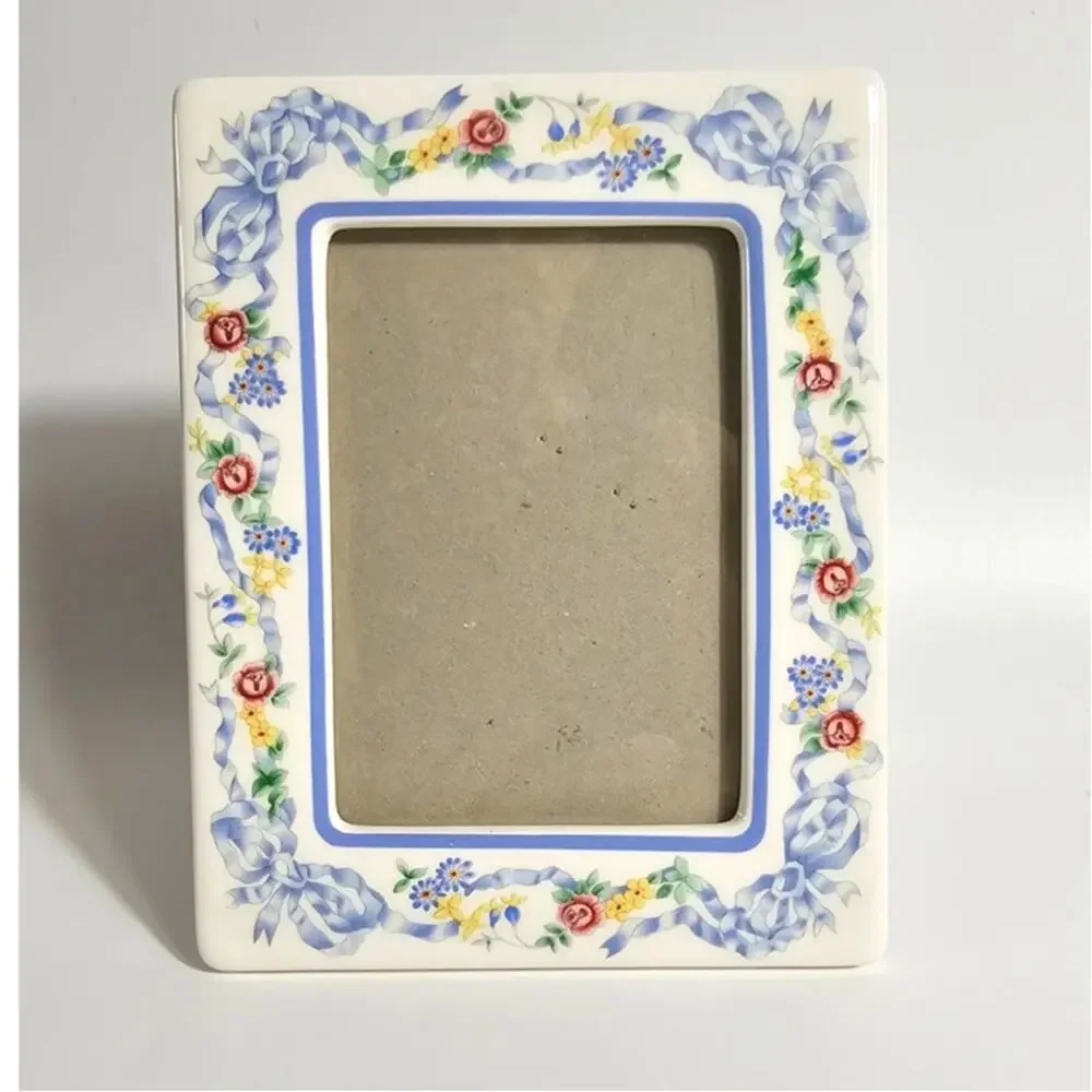 Vintage Cottage Core 80s 90s Porcelain Frame Country Core